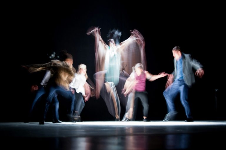 Tanzende in Modern Dance und Ausdruckstanz 